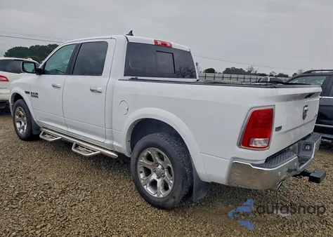 2018 Ram 1500 Laramie z USA, uszkodzony, nr VIN 1C6RR7NM6JS256786
